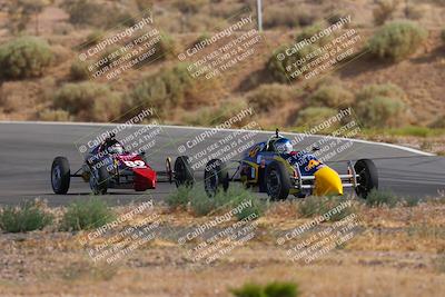 media/Jun-01-2025-CalClub SCCA (Sun) [[eae223c5dd]]/Group 3/Qualifying/